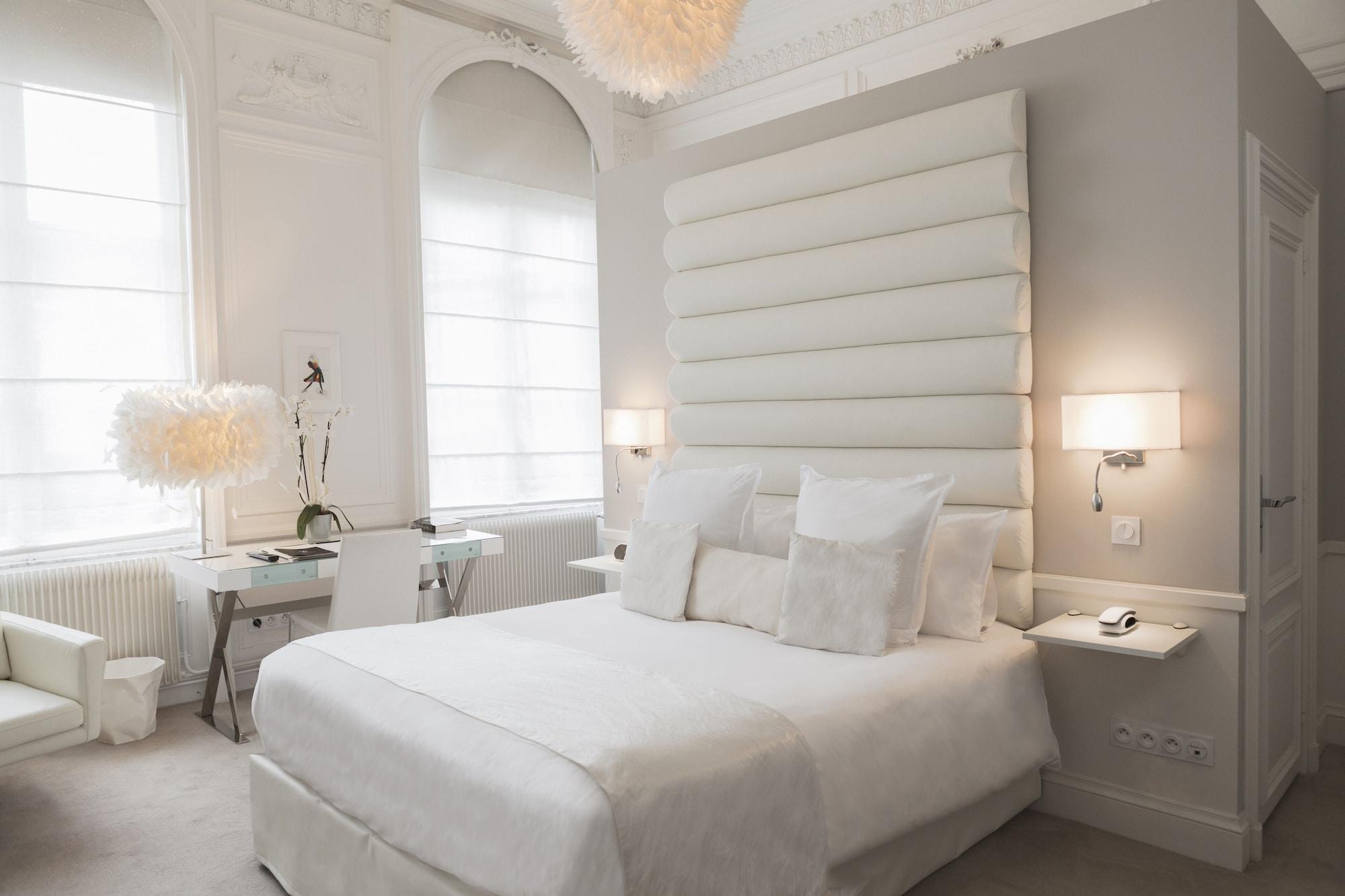 Clarance Hotel Lille Bagian luar foto