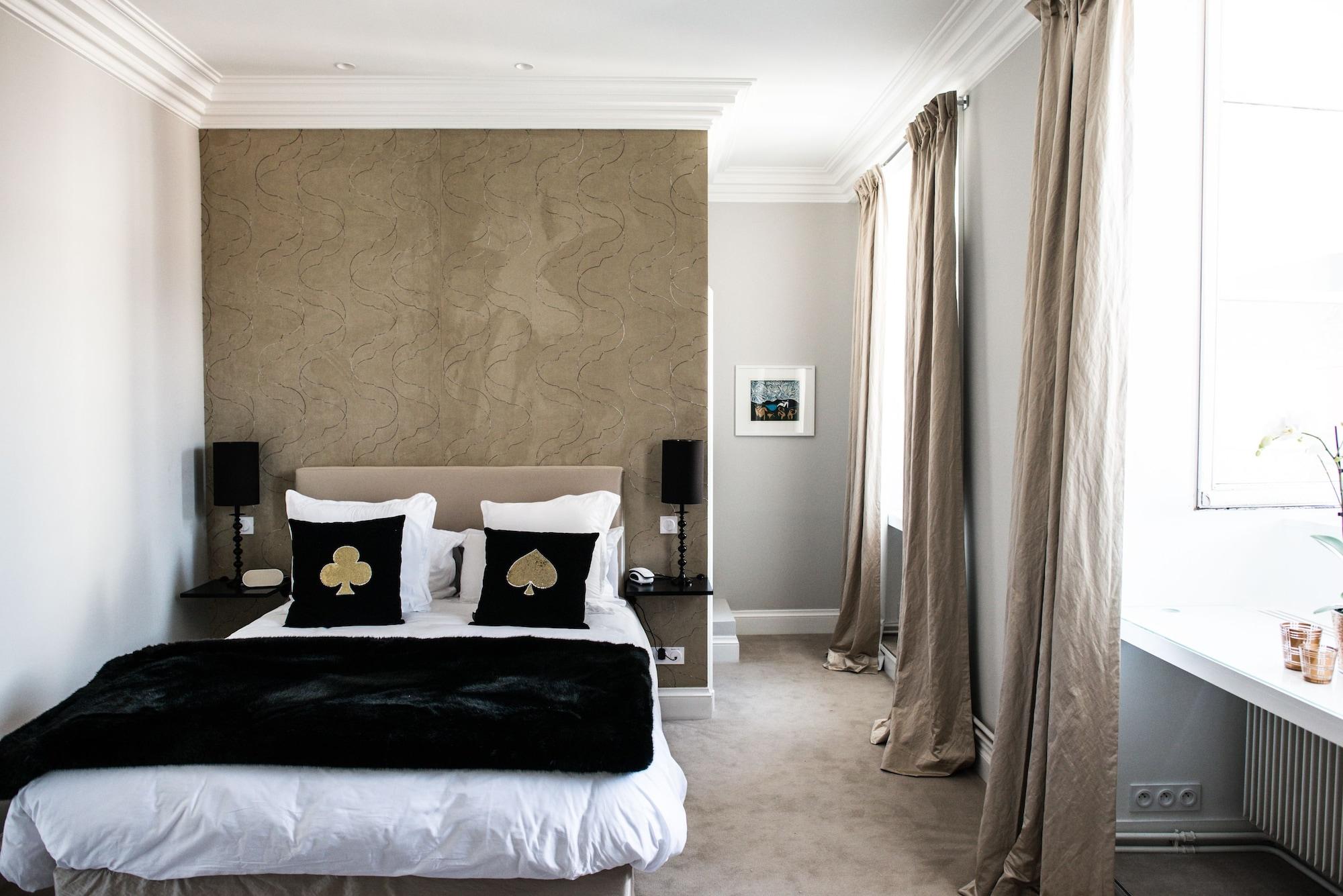 Clarance Hotel Lille Bagian luar foto