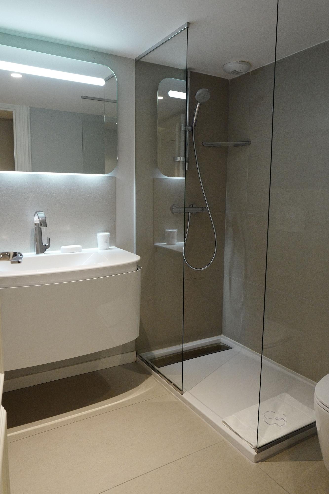 Clarance Hotel Lille Bagian luar foto