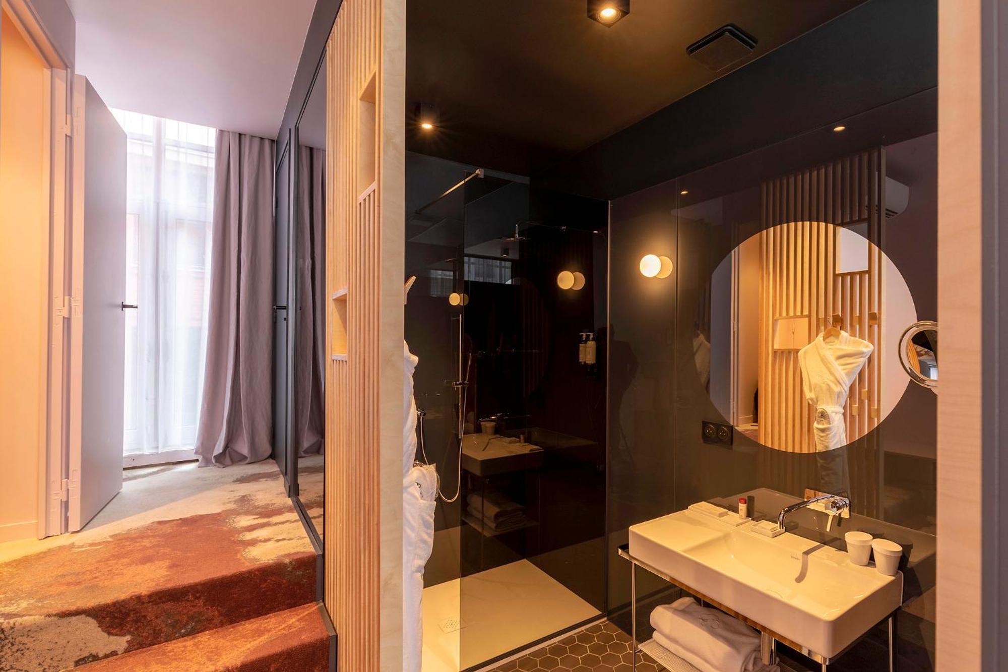 Clarance Hotel Lille Bagian luar foto