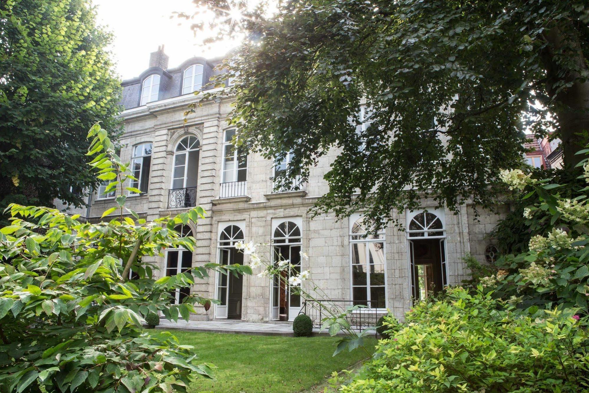 Clarance Hotel Lille Bagian luar foto