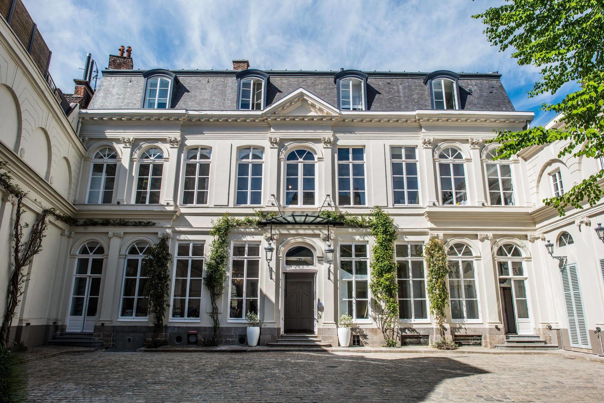Clarance Hotel Lille Bagian luar foto