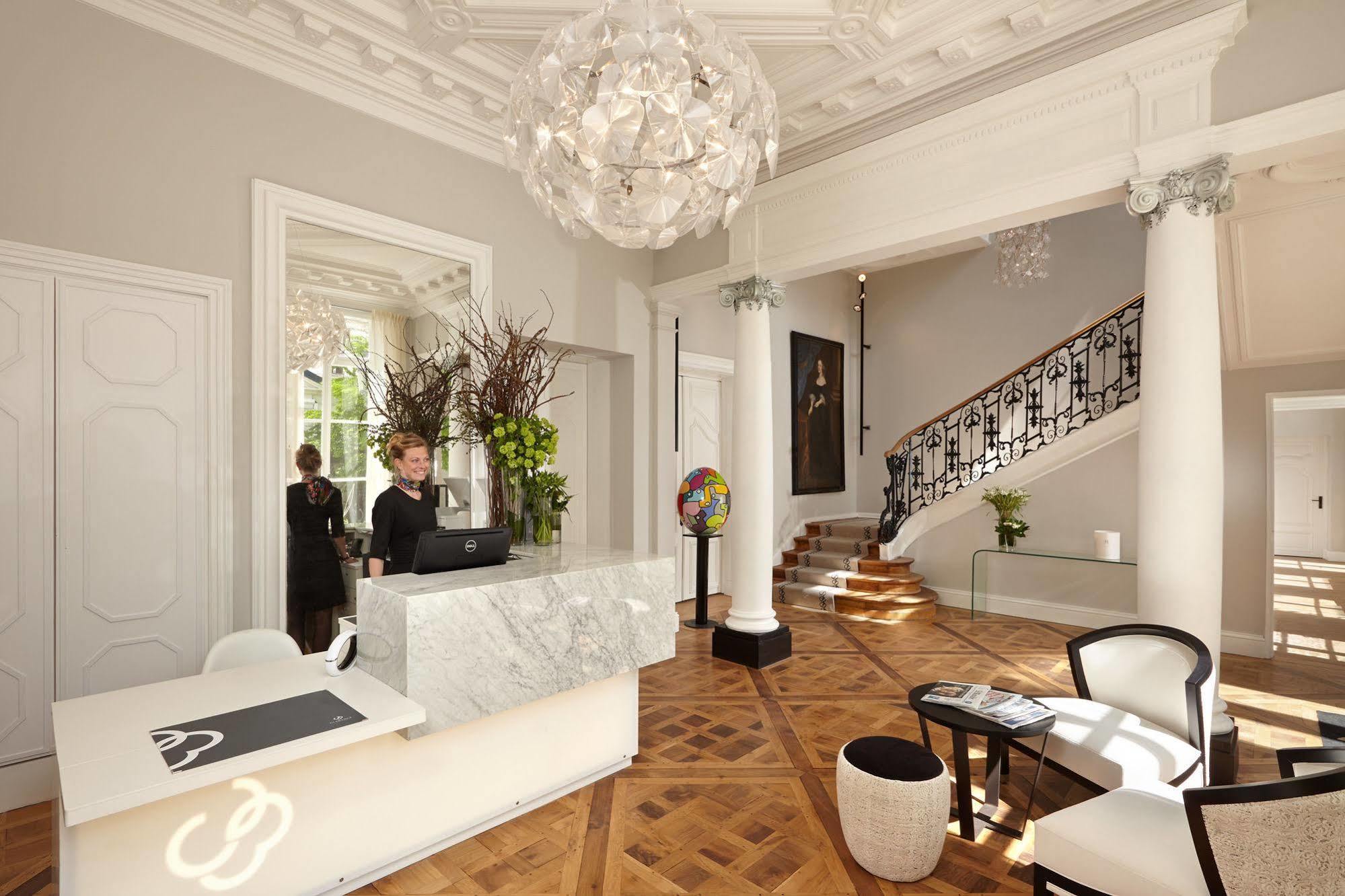 Clarance Hotel Lille Bagian luar foto