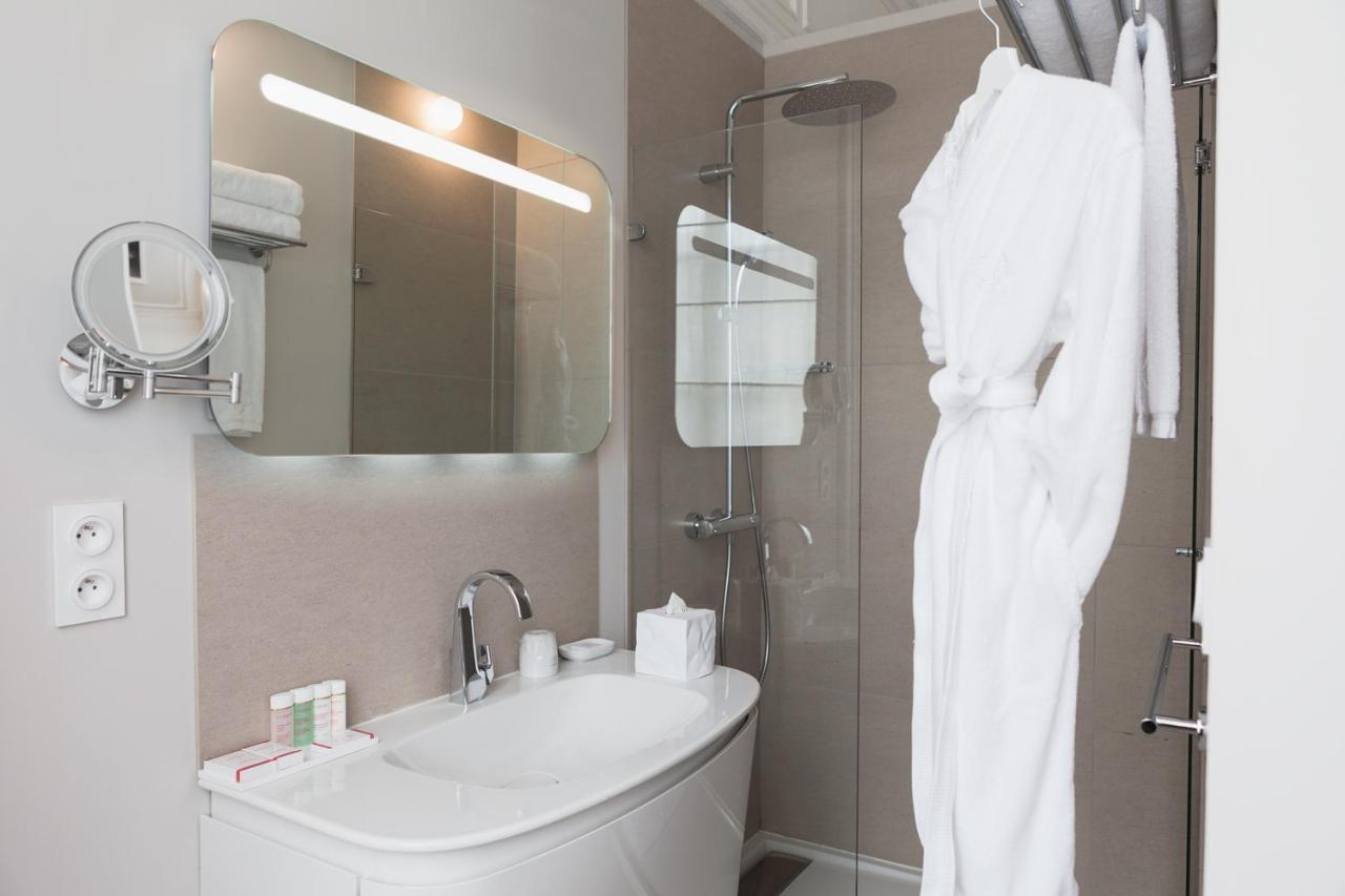 Clarance Hotel Lille Bagian luar foto